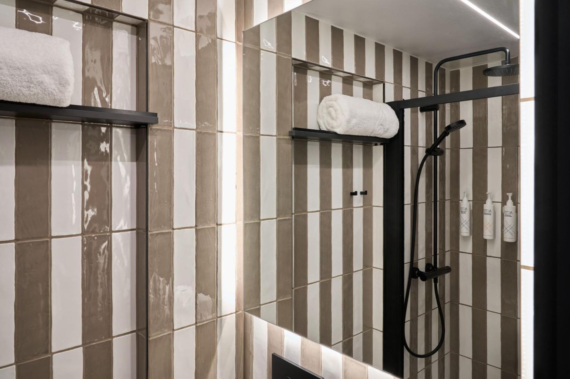 Four Points Express By Sheraton London Euston Exterior photo